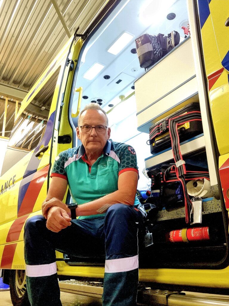 Ervaringsverhaal John van ambulanceverpleegkundige naar naaste
